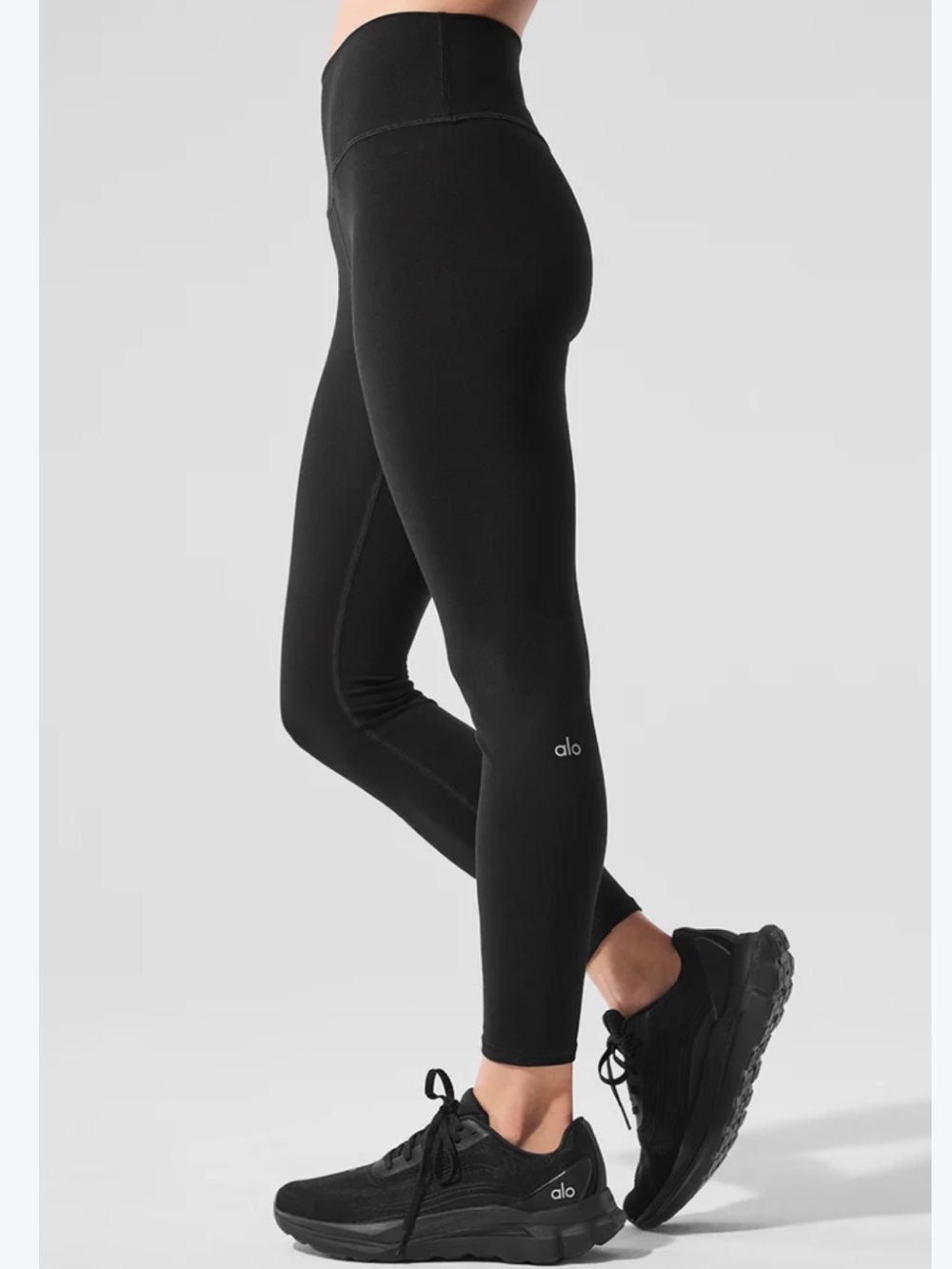 ALO Yoga Airlift Black High-Rise Performance Leggings. Workout. Activewear. Gym